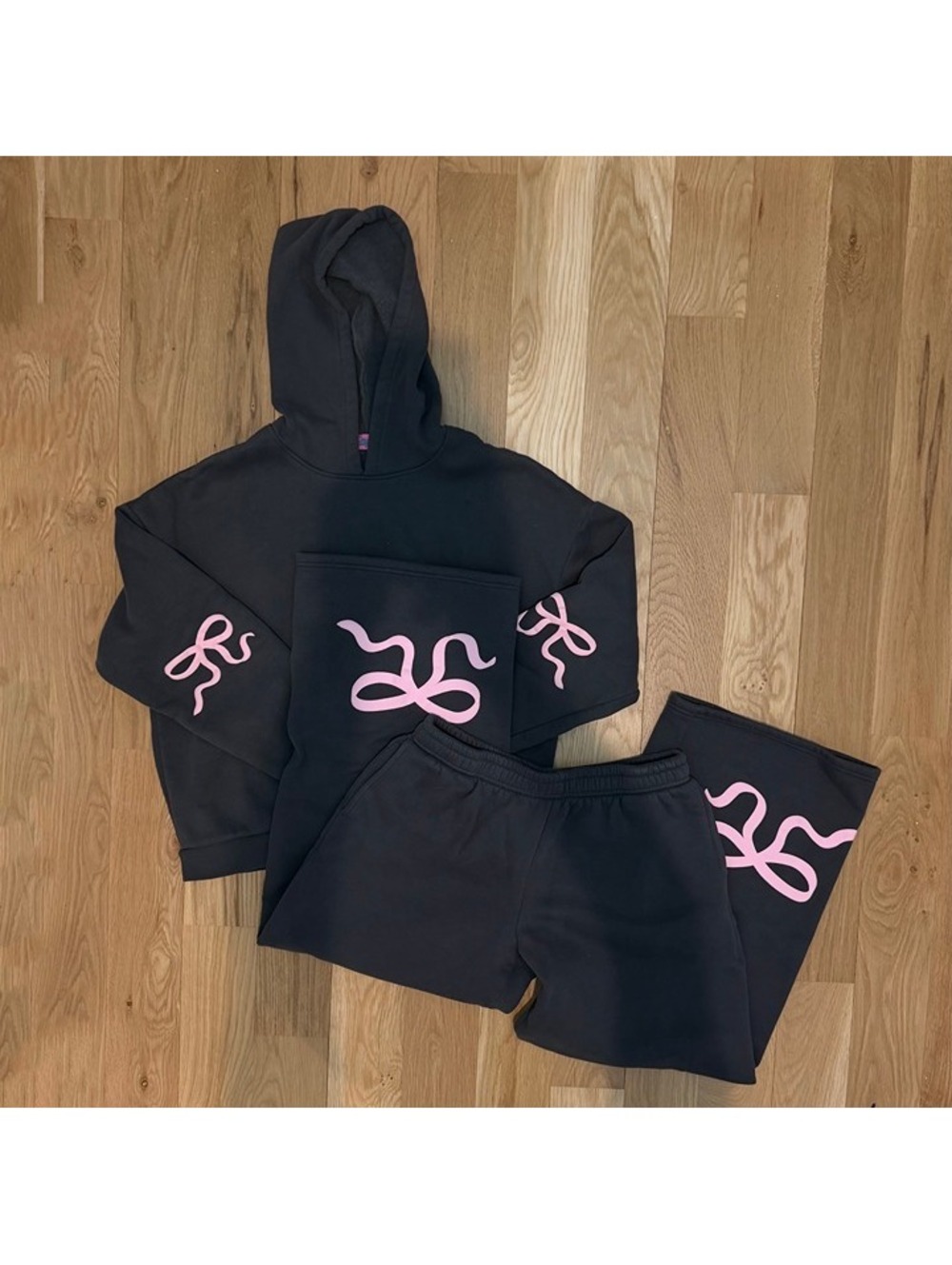 edikted gray and pink graphic hoodie sweatpants set size large